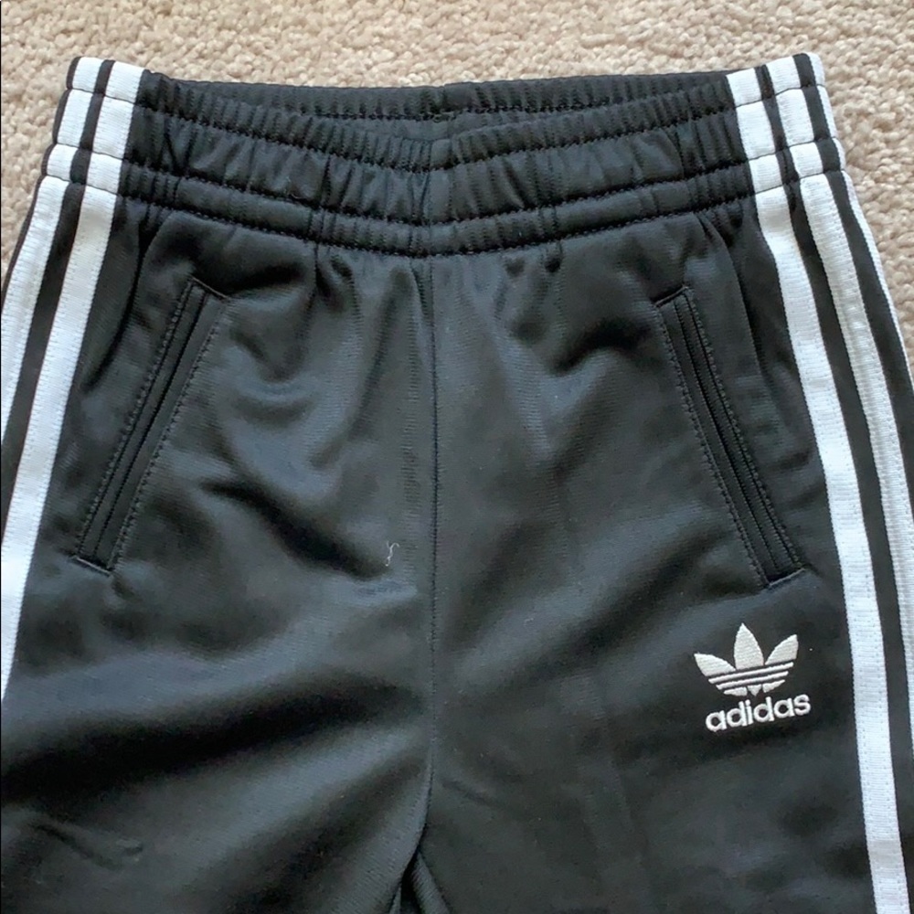 ADIDAS Track Set - Picture 2 of 3